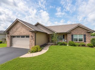 2086 Meadow Creek Ln, Jonesborough, TN 37659