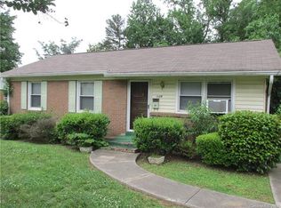 1524 McAllister Dr #27, Charlotte, NC 28216