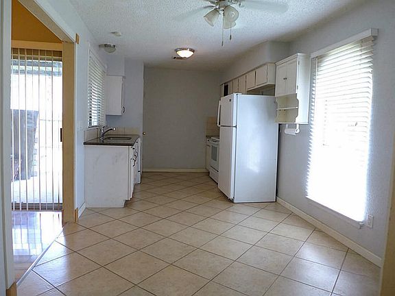 4th image of 13426 Wood Terrace Dr