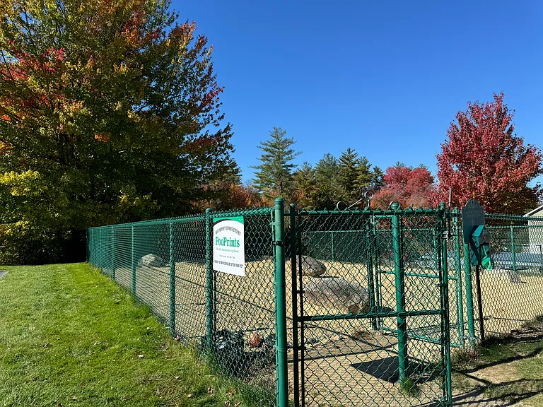 Eastern Trails Apartments and Storage — Photo 10