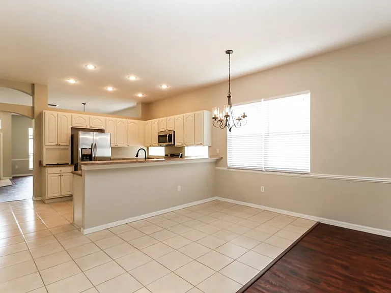 5631 Passing Pine Ln — Photo 5