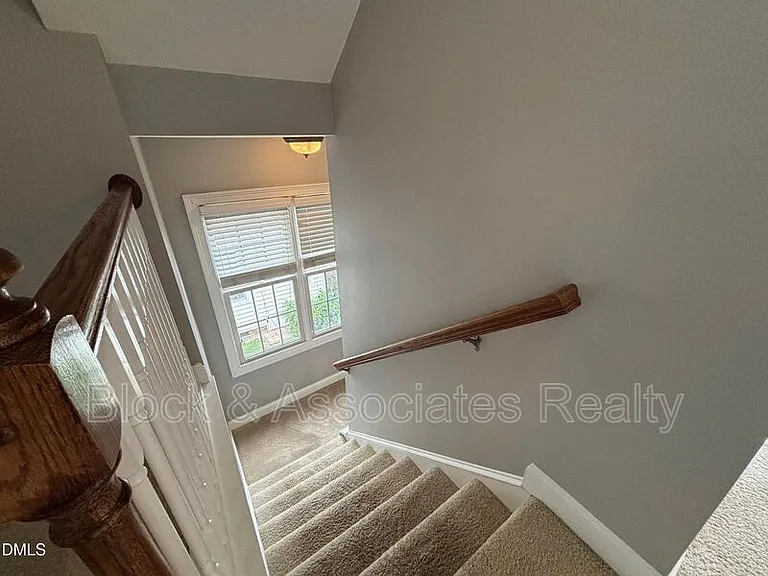 124 Factors Walk Ln — Photo 17
