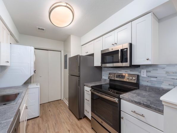 6275 Country Club Dr #9D7914BA1