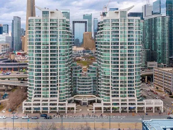 228 Queens Quay W #2801, Toronto, ON M5J 2X1