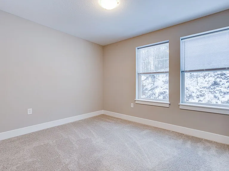 5003 Stefano Dr — Photo 34