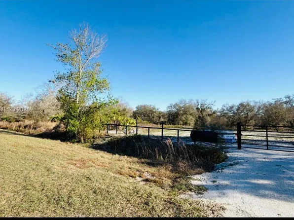 18626 NW 284th St, Okeechobee, FL 34972