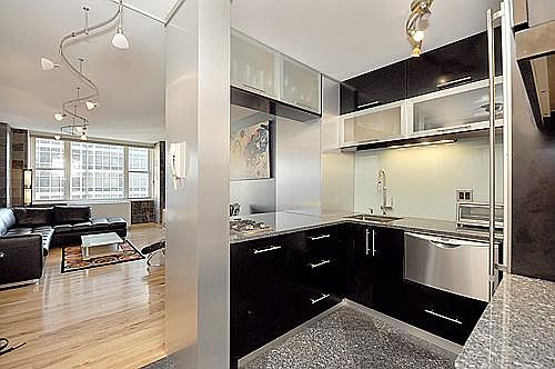 4th image of 245 E 54th St APT 22G