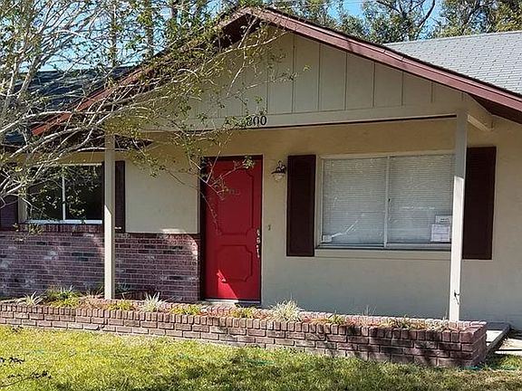 2nd image of 800 Raven Ave