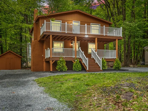 117 Owassa Dr, Pocono Lake, PA 18347