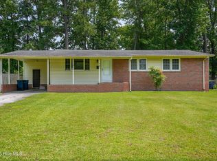 410 Cheyenne Rd, Jacksonville, NC 28540