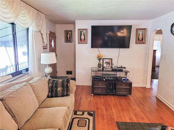 2nd image of 1135 Cornell Dr