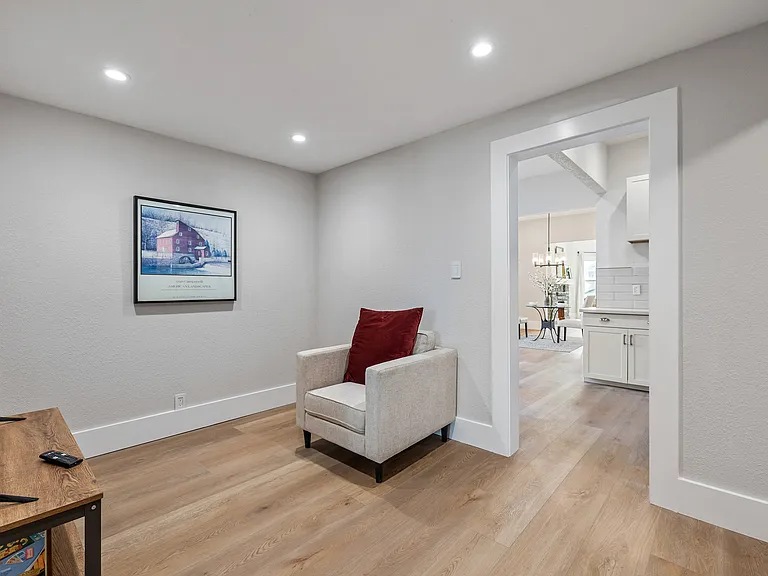 115 Cuvier St — Photo 12