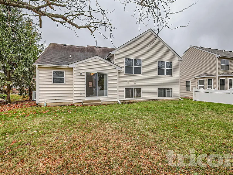8007 Shady Oak Rd — Photo 21
