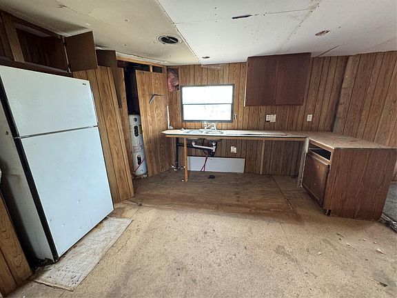 2nd image of 5618 E County Road 6560