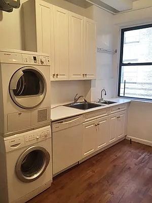 Rented by Rachel Realty | media 52