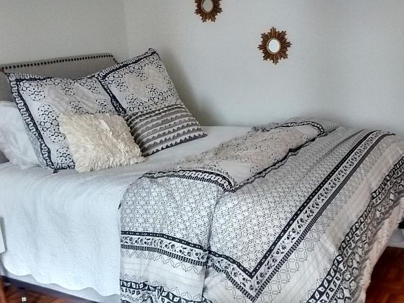 3rd image of 604-36 S Washington Sq APT 1201