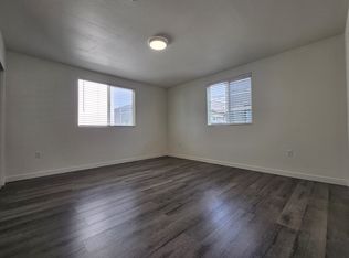 615 W 41st Pl #4, Los Angeles, CA 90037