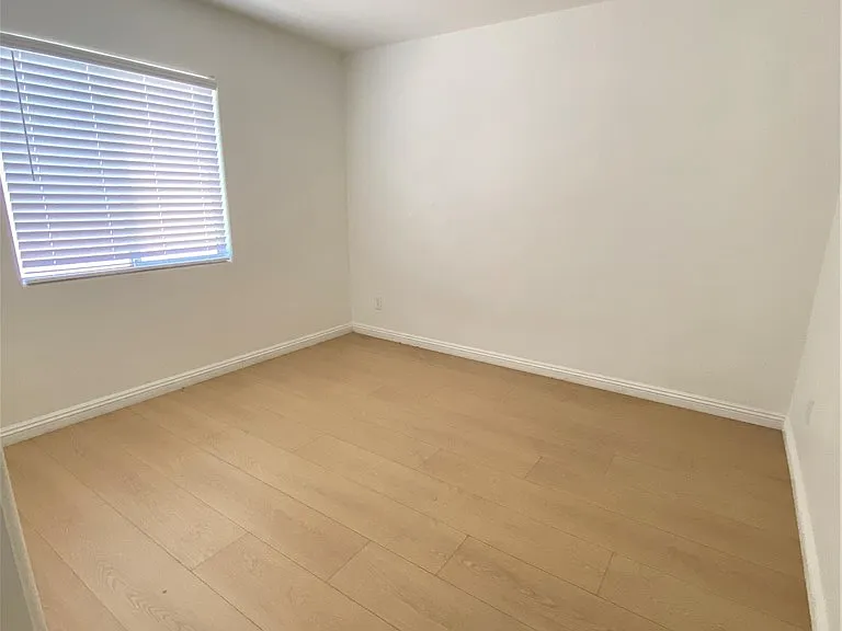 2266 Smokey Sky Dr — Photo 25