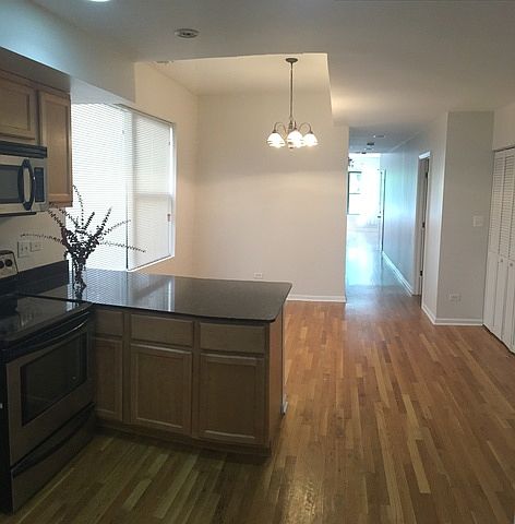 1st image of 5756 S King Dr #1