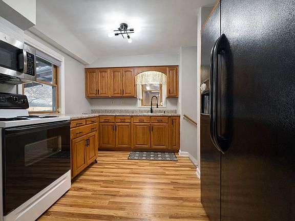 5th image of 3305 Cawein Way