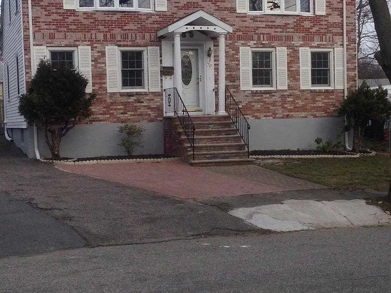 Westmoor Rd — Photo 1