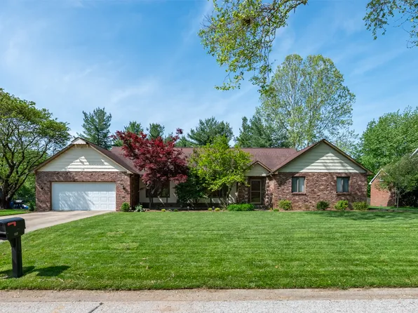 118 Country Club Rd, Terre Haute, IN 47803