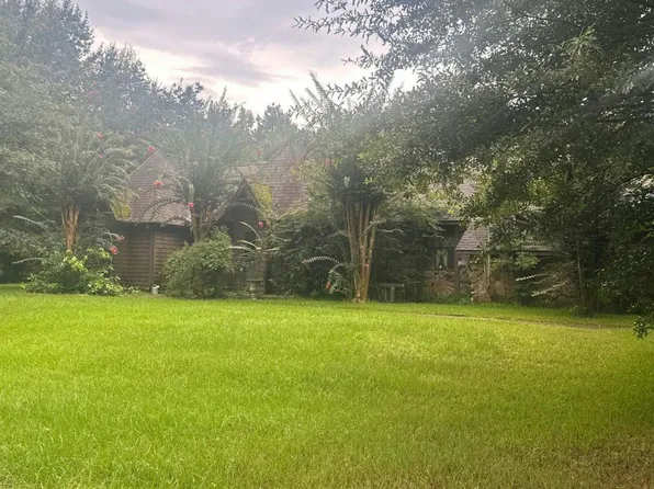 1085 Ole Springs Rd, Summit, MS 39666