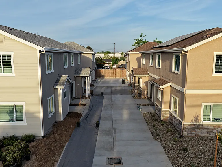 Astoria Place — Photo 18