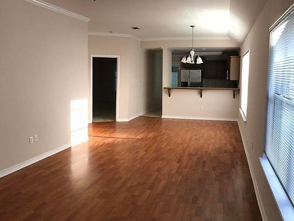 2nd image of 234 Lantana Blvd
