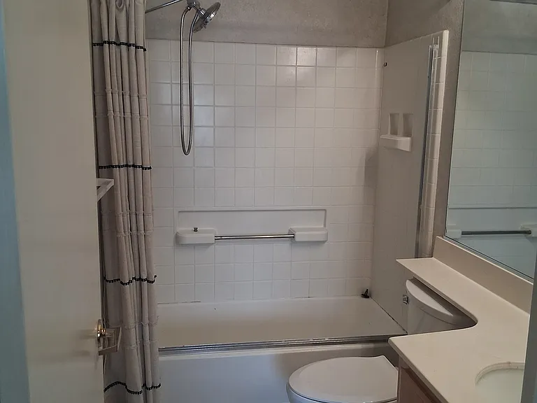 Baywood Way — Photo 17