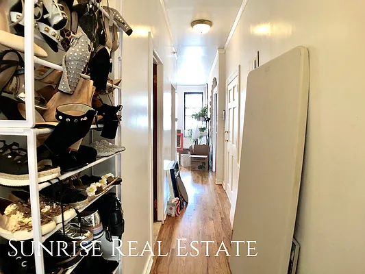 Rented by Sunrise Real Estate | media 12