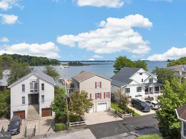 3641 Branhum Rd, Edgewater, MD 21037