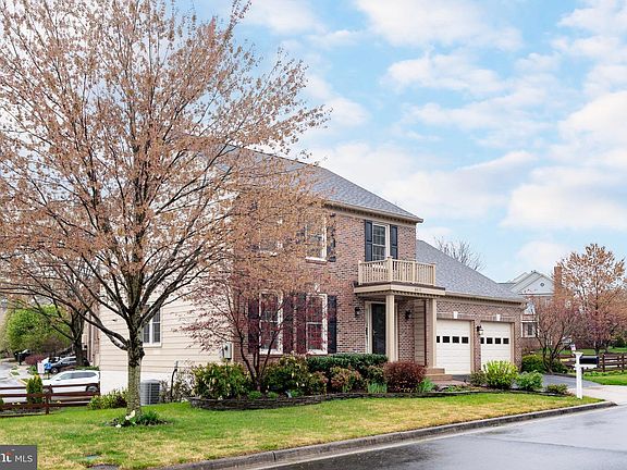 5th image of 6017 Woodlake Ln