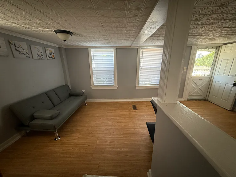 23 Bowers St #1 — Photo 12