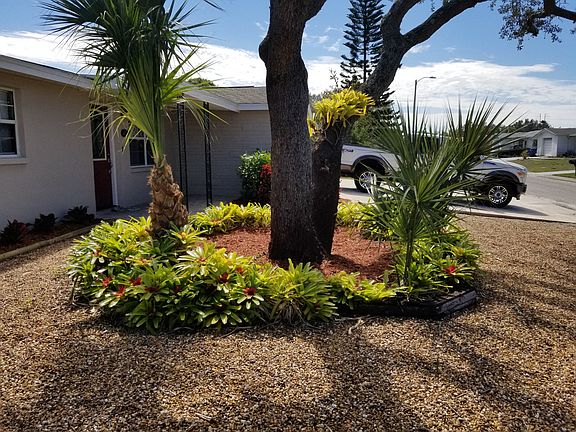 4th image of 1452 Brixton Ln