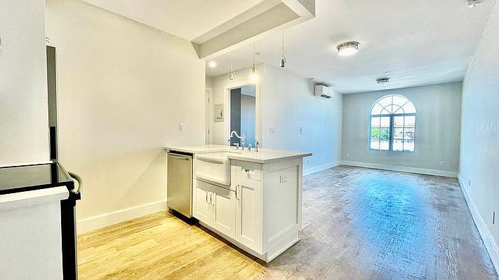 1st image of 1084 Rogers Ave #4C