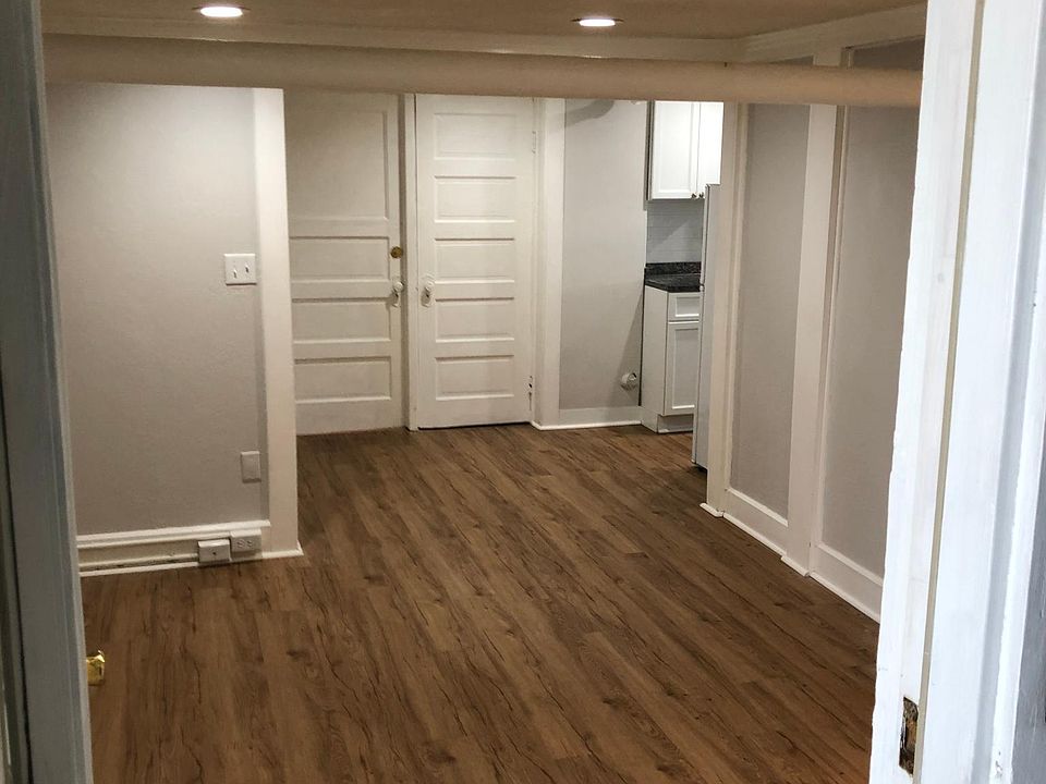 1st image of 248 Washington St #14