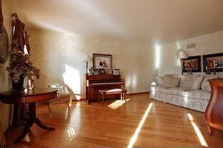 2523 Sun Valley Rd photo 1