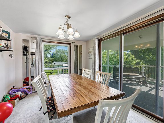 5th image of 1602 Bruce Ln