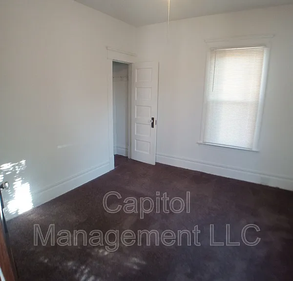 220 W Lapeer St #2 — Photo 6