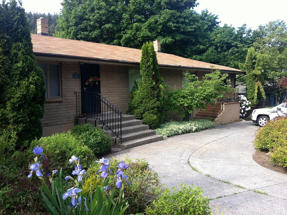 1st image of 810 E Bancroft Ave