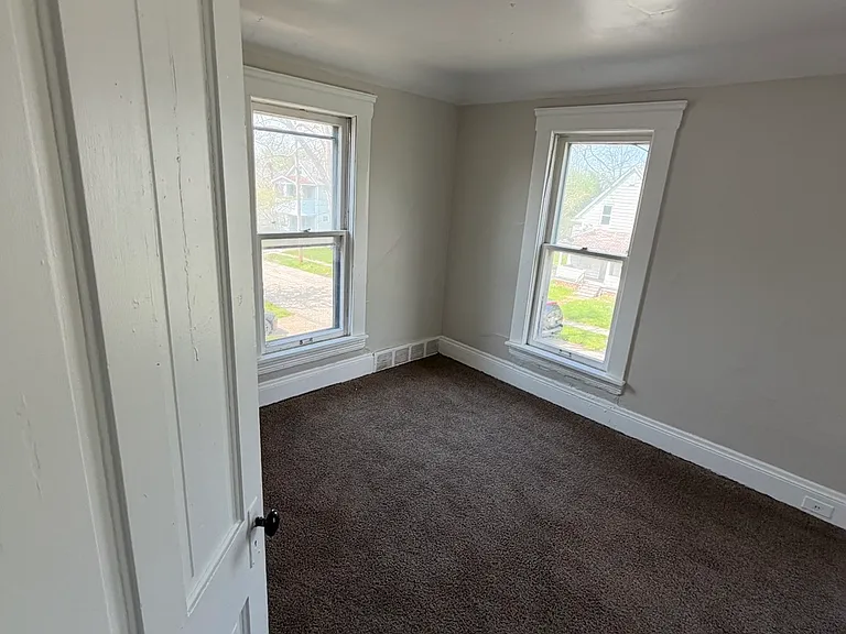 7818 Vineyard Ave #2 — Photo 13