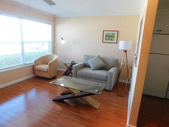 4th image of 2800 Indian River Blvd APT B2