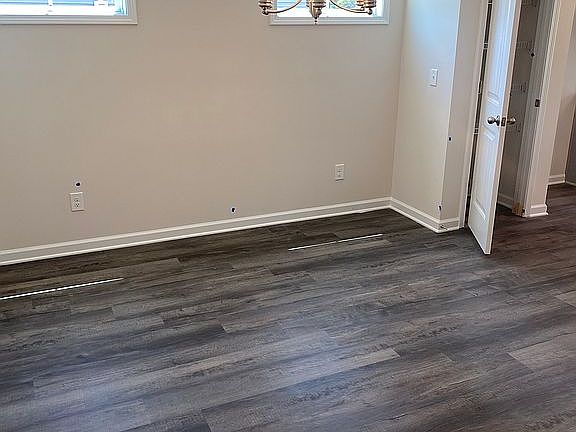 5th image of 810 Cormier Dr Lot 39