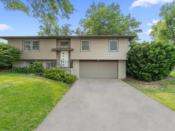 315 Westgate St, Iowa City, IA 52246