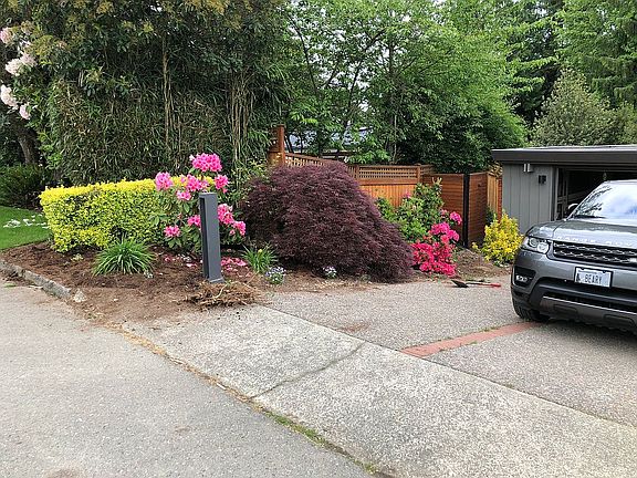 4th image of 476 168th Ave SE