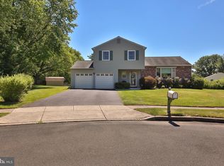 443 Homestead Ct, Warminster, PA 18974