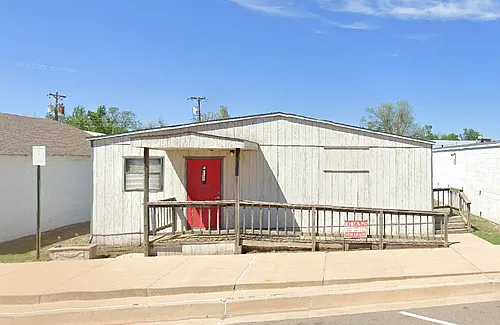 111 E Main St Photo 1