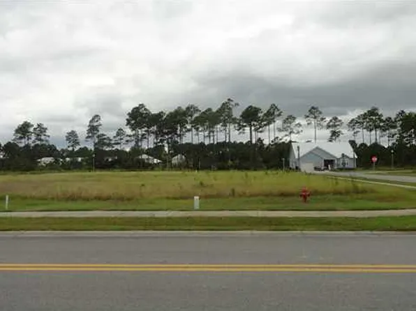 113 Saint Charles St, Mexico Beach, FL 32456