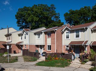 3061 Sir Johns Homestead #12, Mississauga, ON L5L3H9